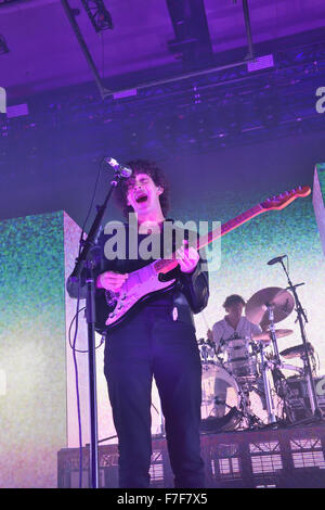 Matthew Healy and The 1975 play to a full house at The Oasis Concert venue in Swindon. Stock Photo