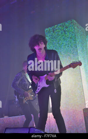 Matthew Healy and The 1975 play to a full house at The Oasis Concert venue in Swindon. Stock Photo