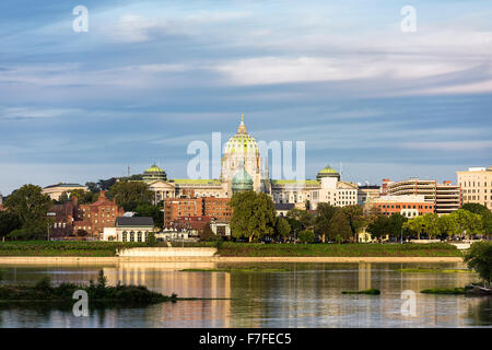 City skyline and Susquehanna River, Harrisburg, Pennsylvania, USA Stock Photo