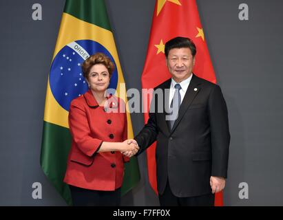 Paris, France. 30th Nov, 2015. Chinese President Xi Jinping (R) meets with Brazilian President Dilma Rousseff in Paris, France, Nov. 30, 2015. © Zhang Duo/Xinhua/Alamy Live News Stock Photo