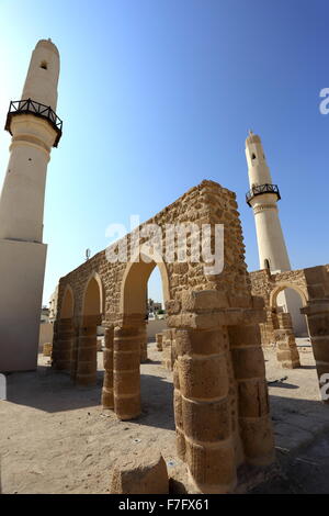 Al Khamis Mosque, the oldest mosque in the Kingdom of  Bahrain Stock Photo