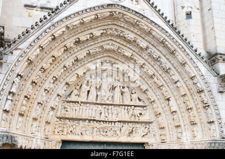 Intricate stone carvings above the door of Poitiers cathedral,  Vienne, France, Europe Stock Photo