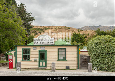 Vintage Cardrona post office in scenic Cardrona, Central Otago, South Island, New Zealand. Stock Photo