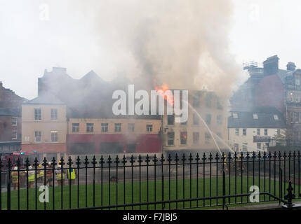 Newcastle upon Tyne, UK. 1st Dec 2015. Firefighters tackle blaze in Cross Street, with roads closed in Newcastle upon Tyne city centre after fire broke out in a card shop. Credit:  Washington Imaging/Alamy Live News Stock Photo