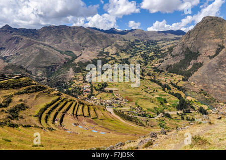 The terraces of Pisac in the Sacred Valley of the Incas, Peru Stock Photo