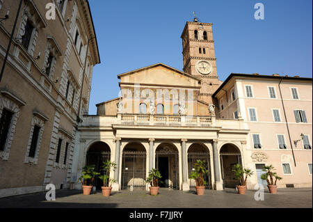 Basilica di Santa Maria in Trastevere, Rome, Italy Stock Photo