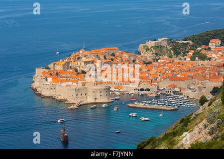 Dubrovnik, Dubrovnik-Neretva County, Croatia.  Overall view of the old city and the port. Stock Photo