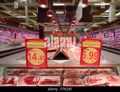 Meat section at Al Campo supermarket at La Cañada shopping centre, Marbella, Costa del Sol, Malaga Province, Andalusia, southern Stock Photo