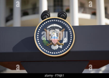 Presidential Seal on podium in front of the South Portico of the White House, the Truman Balcony, in Washington, DC on May 7, 2007, in preparation for the visit of Her Majesty Queen Elizabeth II and President George W. Bush Stock Photo