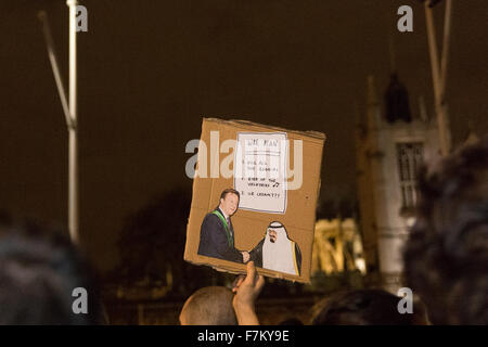 Parliament Square, London, UK, 1st December, 2015. Stop the War Coalition call an emergency protest ahead of tomorrow's vote on Airstrikes in Syria. copyright Carol Moir/Alamy Live News Stock Photo