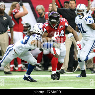 November 22, 2015: #24 Devonta Freeman of the Atlanta Falcons in action during NFL game between Indianapolis Colts and Atlanta Falcons in the Georgia Dome in Atlanta Georgia. The Atlanta Falcons lost the game 21-24. Butch Liddell/CSM Stock Photo