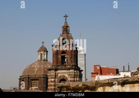 The 'Portada de la Iglesia de la Profesa Ciudad de México', Mexico City, Mexico. The Torre Latinoamericana tower in back. Stock Photo