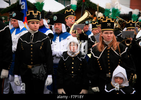 Europa, Deutschland, Sachsen, Erzgebirge, Thum, Bergparade | Europe, Germany, Saxony, Ore Mountains, Thum, Miners parade Stock Photo