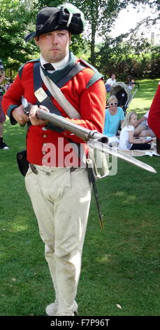 Re-enactment soldiers of the British Colonial Army in America during the American War of Independence 1777 Stock Photo