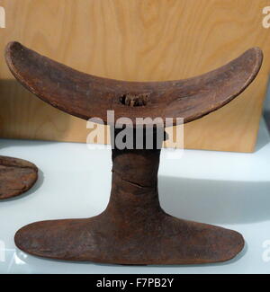 Ancient Egyptian Headrest made from wood (New Kingdom, 1540-1070 BC). Stock Photo
