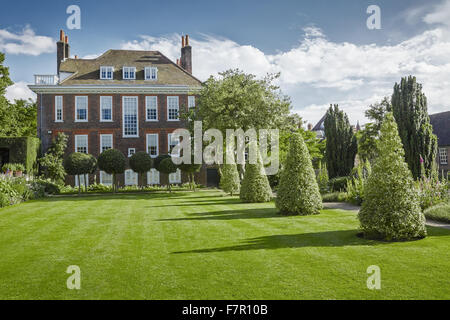 Fenton House and Garden, London. Fenton House was built in 1686 and is filled with world-class decorative and fine art collections. The gardens include an orchard, kitchen garden, rose garden and formal terraces and lawns. Stock Photo