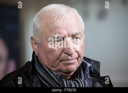 Hamburg, Germany. 02nd Dec, 2015. Boxing coach Ulli Wegner after a press conference in Hamburg, Germany, 02 December 2015. Germany's Jack Culcay is due to face Australia's Dennis Hogan in a WBA world super Welterweight bout on 05 December 2015. Photo: CHRISTIAN CHARISIUS/dpa/Alamy Live News Stock Photo