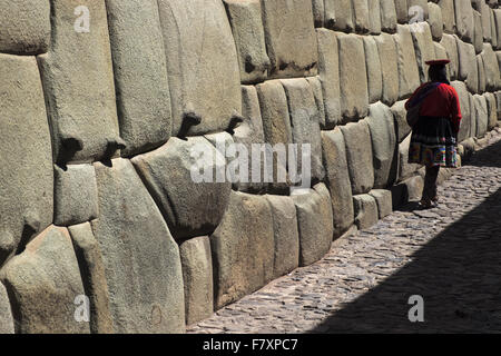 Inca walls of the ancient palace of Inca Roca, today archbishop's palace. Cuzco Stock Photo