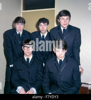 THE MOJOS UK pop group in 1963. From left: Nick Crouch ,Keith Karlson, John Konrad, Stu James, Terry O'Tool, Stock Photo