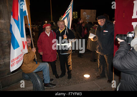 Berlin, Germany. 3rd December, 2015. Demonstration against German military intervention in Syria. Stock Photo