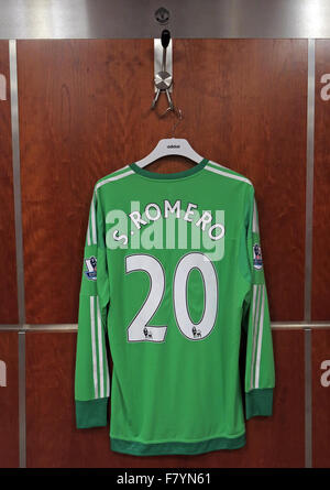 Sergio Romero green shirt in MUFC dressing room, Old Trafford Stock Photo