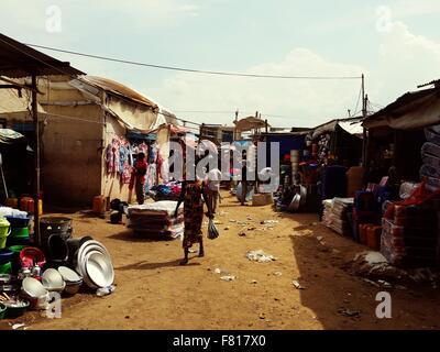 Warrup, South Sudan. 21st Sep, 2015. South Sudanese are seen at a market in Juba, the capital of South Sudan Sept 21, 2015. Photos Andre Forget © Andre Forget/ZUMA Wire/Alamy Live News Stock Photo