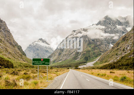 Milford road, Fiordland National Park, South Island, New Zealand Stock Photo