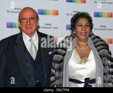 Clive Davis and Aretha Franklin arrive for the formal Artist's Dinner honoring the recipients of the 38th Annual Kennedy Center Honors hosted by United States Secretary of State John F. Kerry at the U.S. Department of State in Washington, DC on Saturday, December 5, 2015. The 2015 honorees are: singer-songwriter Carole King, filmmaker George Lucas, actress and singer Rita Moreno, conductor Seiji Ozawa, and actress and Broadway star Cicely Tyson. Credit: Ron Sachs/Pool via CNP - NO WIRE SERVICE - Stock Photo