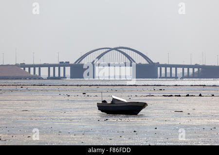 Sheikh Khalifa Bin Salman causeway Bridge in Manama, Kingdom of Bahrain, Middle East Stock Photo