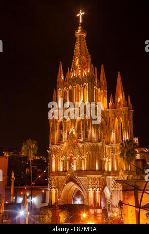 Parroquia Christmas Archangel Church San Miguel de Allende, Mexico. Parroquia created in 1600s and facade created in 1880s. Stock Photo