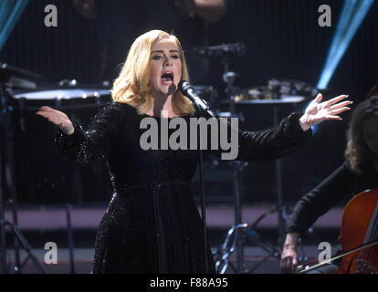 Huerth, Germany. 06th Dec, 2015. The singer Adele performs on stage during RTL's end-of-year review '2015! Menschen, Bilder, Emotionen' (lit. People, images, emotions) in Huerth, Germany, 06 December 2015. Photo: HENNING KAISER/dpa/Alamy Live News Stock Photo