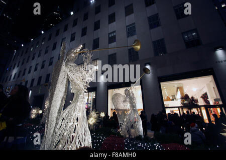 New York, New York, USA. 07th Dec, 2015. Angels and Christmas lights adorn Rockefeller Center in New York City. Credit:  Adam Stoltman/Alamy Live News Stock Photo