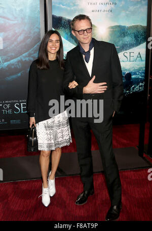 New York, New York, USA. 7th Dec, 2015. Actress JENNIFER CONNELLY and her husband/actor PAUL BETTANY attend the New York premiere of 'In the Heart of the Sea' held at Jazz at Lincoln Center's Frederick P. Rose Hall. Credit:  Nancy Kaszerman/ZUMA Wire/Alamy Live News Stock Photo