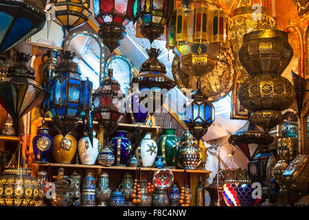 Traditional  glass and metal lamps in shop in the medina of Tunis,Tunisia Stock Photo