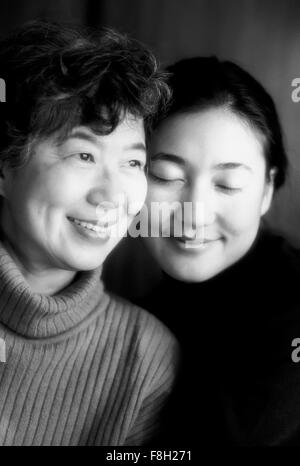 Japanese mother and daughter smiling Stock Photo