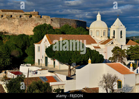 Portugal, Algrve: View to parish church and castle of medieval village Castro Marim Stock Photo