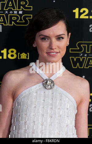 Tokyo, Japan. 10th December, 2015. Actress Daisy Ridley poses for the cameras during the Japan Premiere of the movie ''Star Wars: The Force Awakens'' in Roppongi Hills on December 10, 2015, Tokyo, Japan. The cast are spending 2 days in Japan as part of the promotion for the new movie which is set for worldwide release on December 18th. Credit:  Aflo Co. Ltd./Alamy Live News Stock Photo