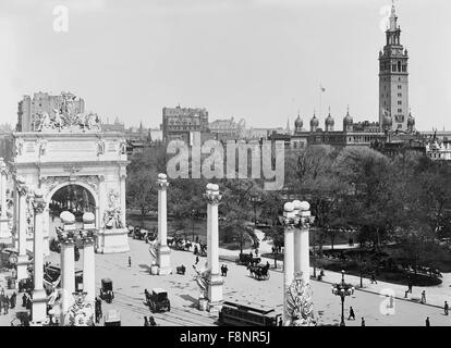 Madison Square and Dewey Arch, New York City, USA, circa 1900 Stock Photo