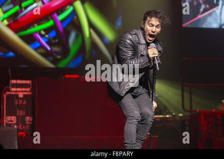 Indianapolis, Indiana, USA. 9th Dec, 2015. MAX SCHNEIDER Performs at the Jingle Jam at the Indiana Farmers Coliseum in Indianapolis, Indiana on December 9, 2015. © Lora Olive/ZUMA Wire/Alamy Live News Stock Photo