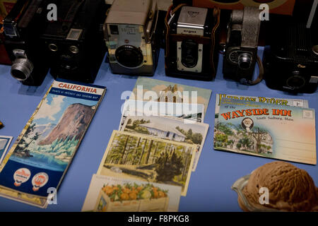 Vintage cameras and postcards - USA Stock Photo