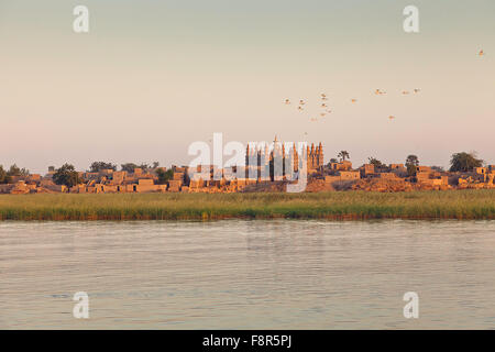 A village along the Niger river in Mali Stock Photo