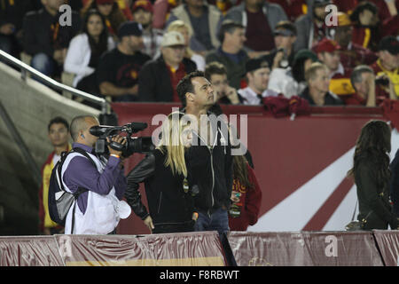 Staurday November 7, 2015; David James Elliott out at the USC game. The USC Trojans defeated the Arizona Wildcats by the final score of 38-30 at the Los Angeles Memorial Coliseum in Los Angeles,CA.  Featuring: David James Elliott Where: Los Angeles, Calif Stock Photo