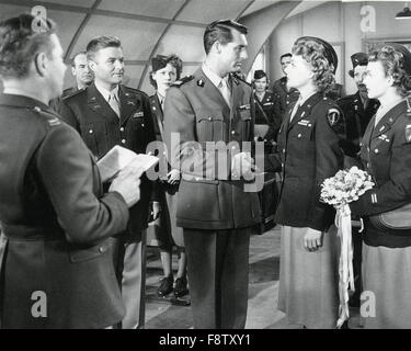 I WAS A MALE WAR BRIDE 1949 2oth Century Fox film with Ann Sheridan and Cary Grant Stock Photo