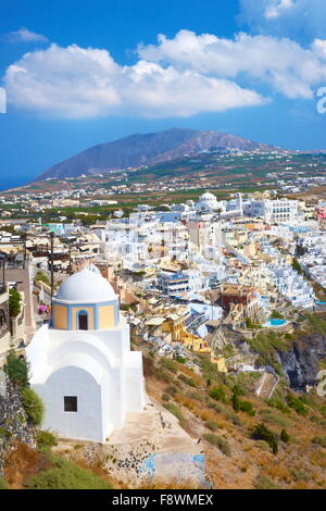 Thira (capital city of Santorini) - village situated on the cliff, Santorini Island, Cyclades, Greece Stock Photo