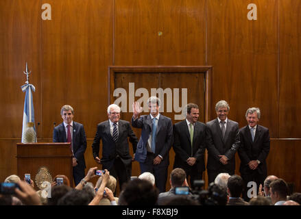 Buenos Aires, Argentina. 11th Dec, 2015. Argentina's Finance Minister Alfonso Prat Gay (3rd L) presents his economic team in Buenos Aires, Argentina, on Dec. 11, 2015. © Martin Zabala/Xinhua/Alamy Live News Stock Photo