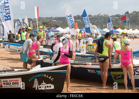 Sydney, Australia. 12th December, 2015. Ocean Thunder Annual Series of Professional surfboat racing carnival from Dee Why Beach which involves 24 elite mens teams and 12 elite womens teams from around Australia. Credit:  model10/Alamy Live News Stock Photo