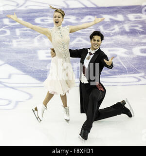 Barcelona, Spain. 11th December, 2015. Italy's ANNA CAPPELLINI/LUCA LANOTTE perform their Dance Senior - Short program during the 21st ISU Grand Prix of Figure Skating Final in Barcelona - The ISU Grand Prix of Figure Skating Final, to be held jointly with the ISU Junior Grand Prix Final, is the crowning event of the Grand Prix Series circuit and the second most important event for the International Skating Union (ISU) after the World Championships. Credit:  Matthias Oesterle/ZUMA Wire/Alamy Live News Stock Photo