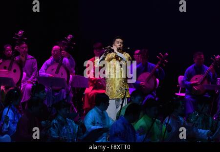 Washington, DC, USA. 11th Dec, 2015. Artists of China National Orchestra perform for American audience at the Kennedy Center in Washington, DC, capital of the United States, Dec. 11, 2015. © Bao Dandan/Xinhua/Alamy Live News Stock Photo