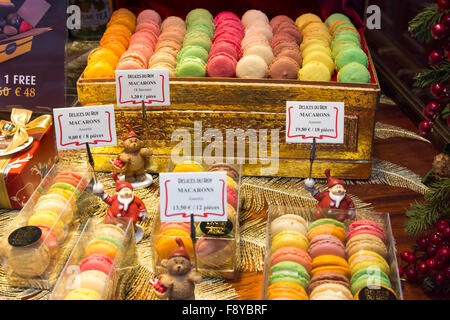 Christmas time in Brussels, Patisserie shop, chocolate specialties, at the Galerie de la Reine, Macarons, Stock Photo