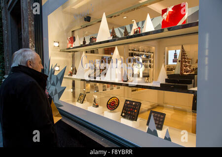 Christmas time in Brussels, Patisserie shop, chocolate specialties, at the Galerie de la Reine, Stock Photo